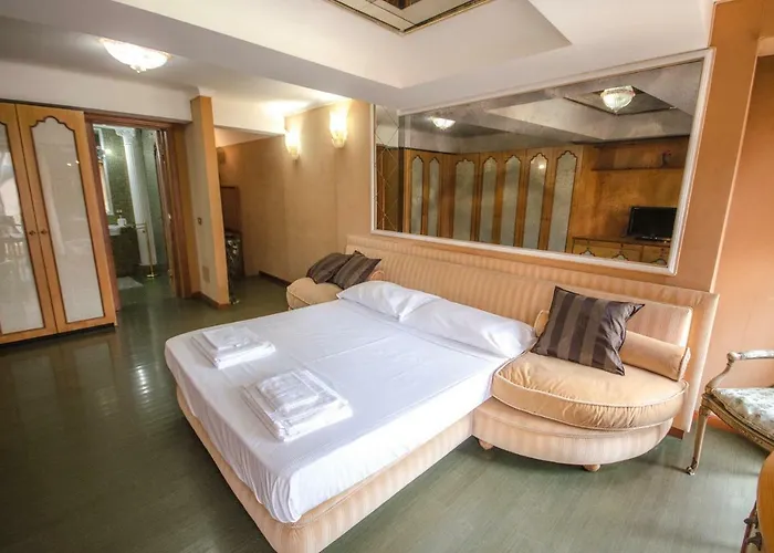 Chic House 아파트