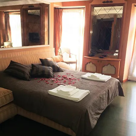 Apartman Chic House *